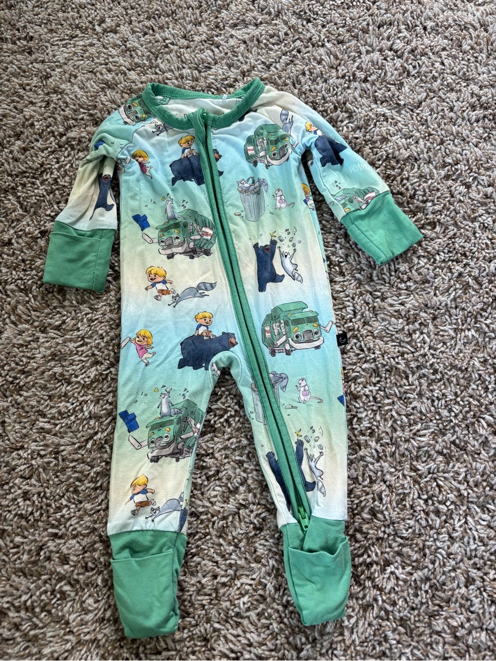 The Sleepy Sloth bamboo Sleeper